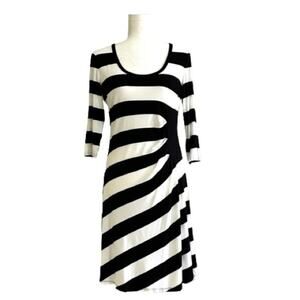 Calvin Klein Black White Stripe 3/4 Sleeve Summer Casual Dress Size 10 NEW